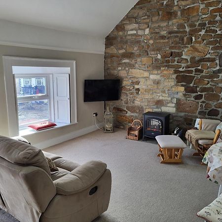 Charming 2-Bed Apartment In Donegal Town Centre Εξωτερικό φωτογραφία