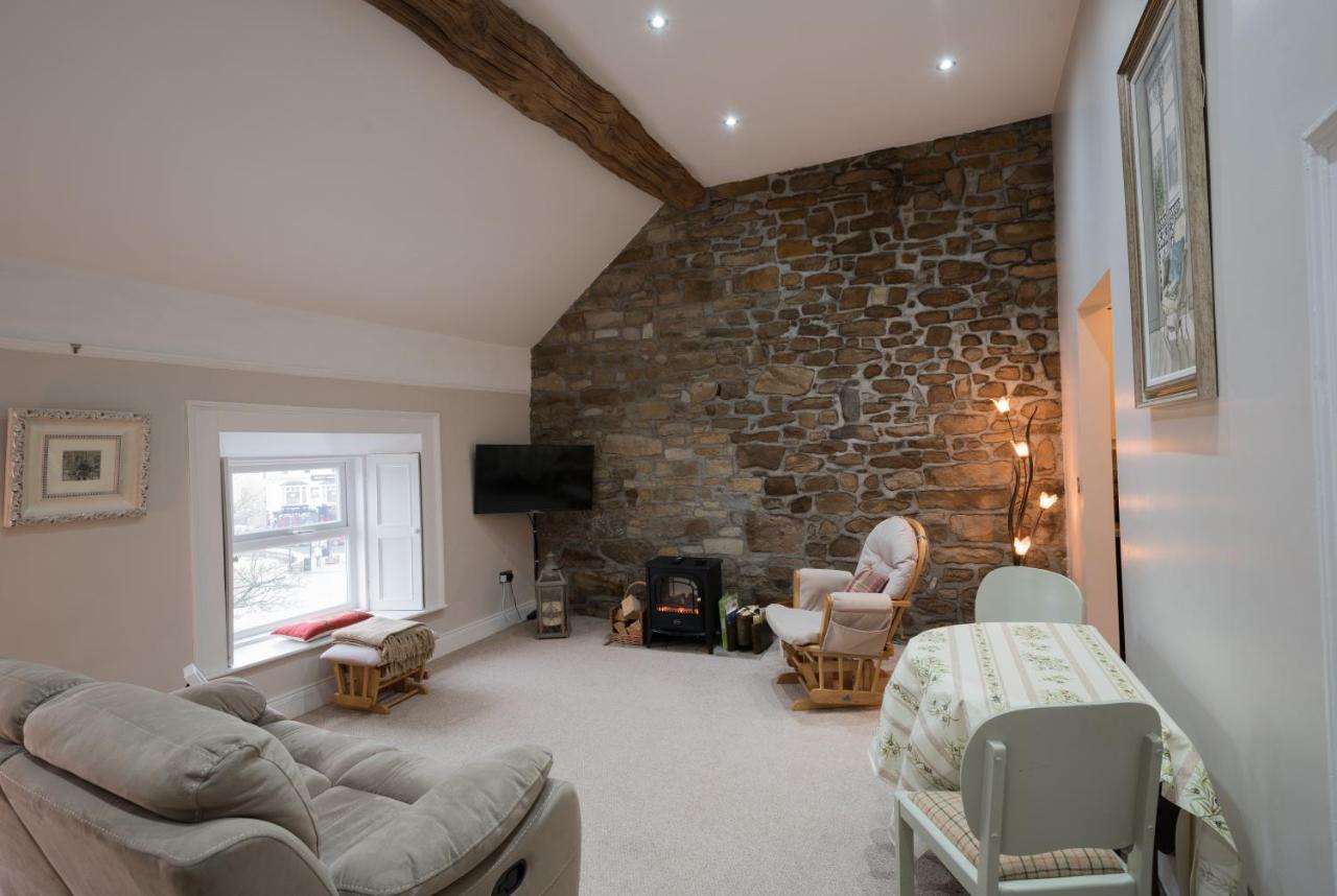 Charming 2-Bed Apartment In Donegal Town Centre Εξωτερικό φωτογραφία