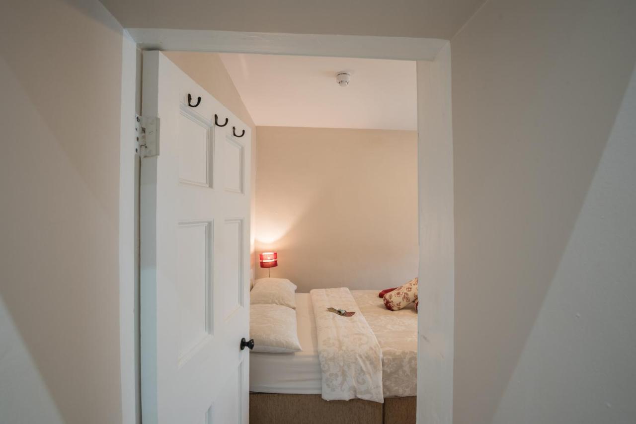 Charming 2-Bed Apartment In Donegal Town Centre Εξωτερικό φωτογραφία