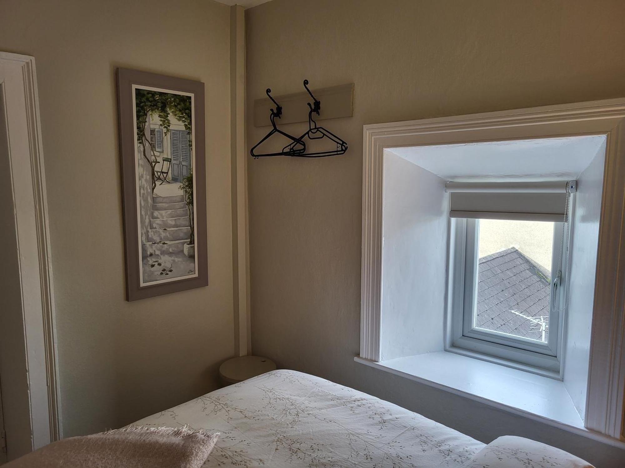 Charming 2-Bed Apartment In Donegal Town Centre Εξωτερικό φωτογραφία